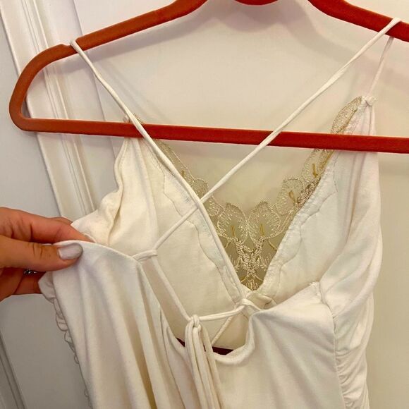 White dress with gold embellishments in medium - Picture 4 of 6